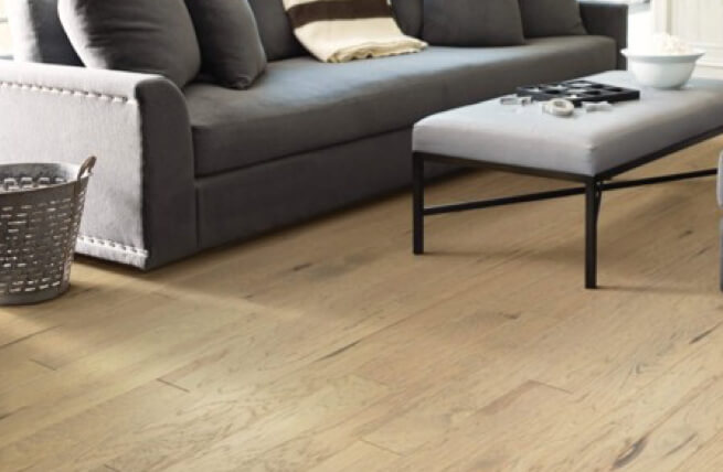 Hardwood flooring in living room | Rugworks | Sonoma and Rohnert Park, CA