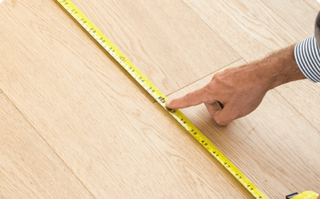 Man measuring | Rugworks