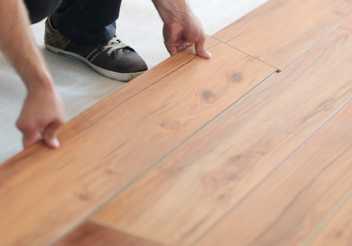 professional installer laying laminate | Rugworks | Sonoma and Rohnert Park, CA